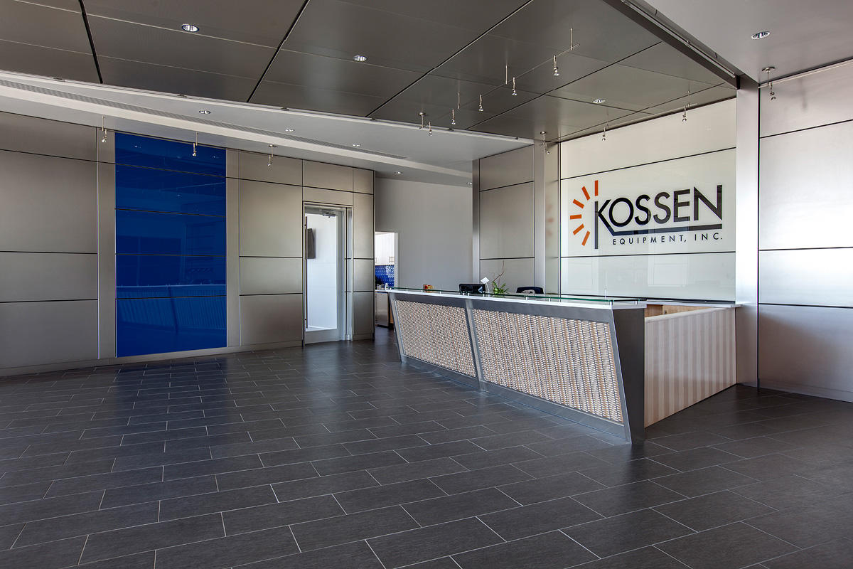 FSRT657 Стеновая система Levele с захватными панелями; вставки из стекла vivigraphix graphica в отражающей конфигурации с прослойкой центен и стандартной отделкой на 5-й авеню, 821, юг, неаполь, флорида Forms-surfaces  - Вид №22