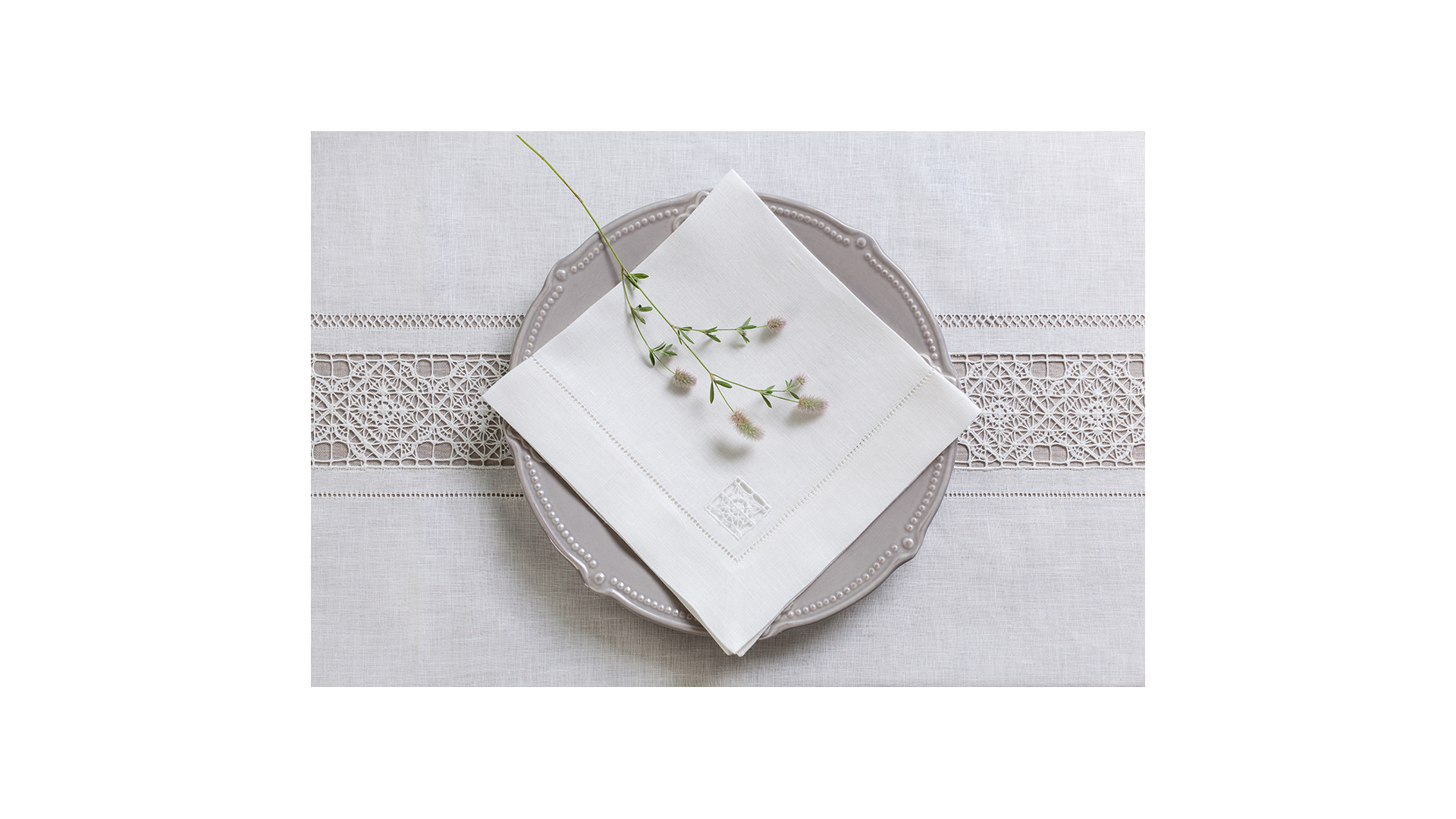 10616531 Крестецкая строчка Набор из 4 салфеток 40x40см Ткань  - Вид №2