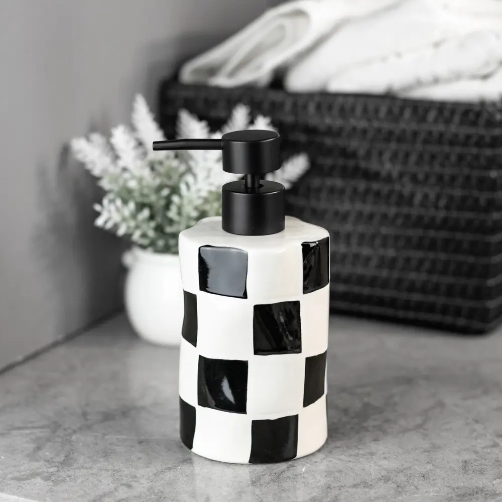 Дозатор для жидкого мыла BATH PLUS Chess в керамическом исполнении 89380486 STLM-1571524 - Вид №4