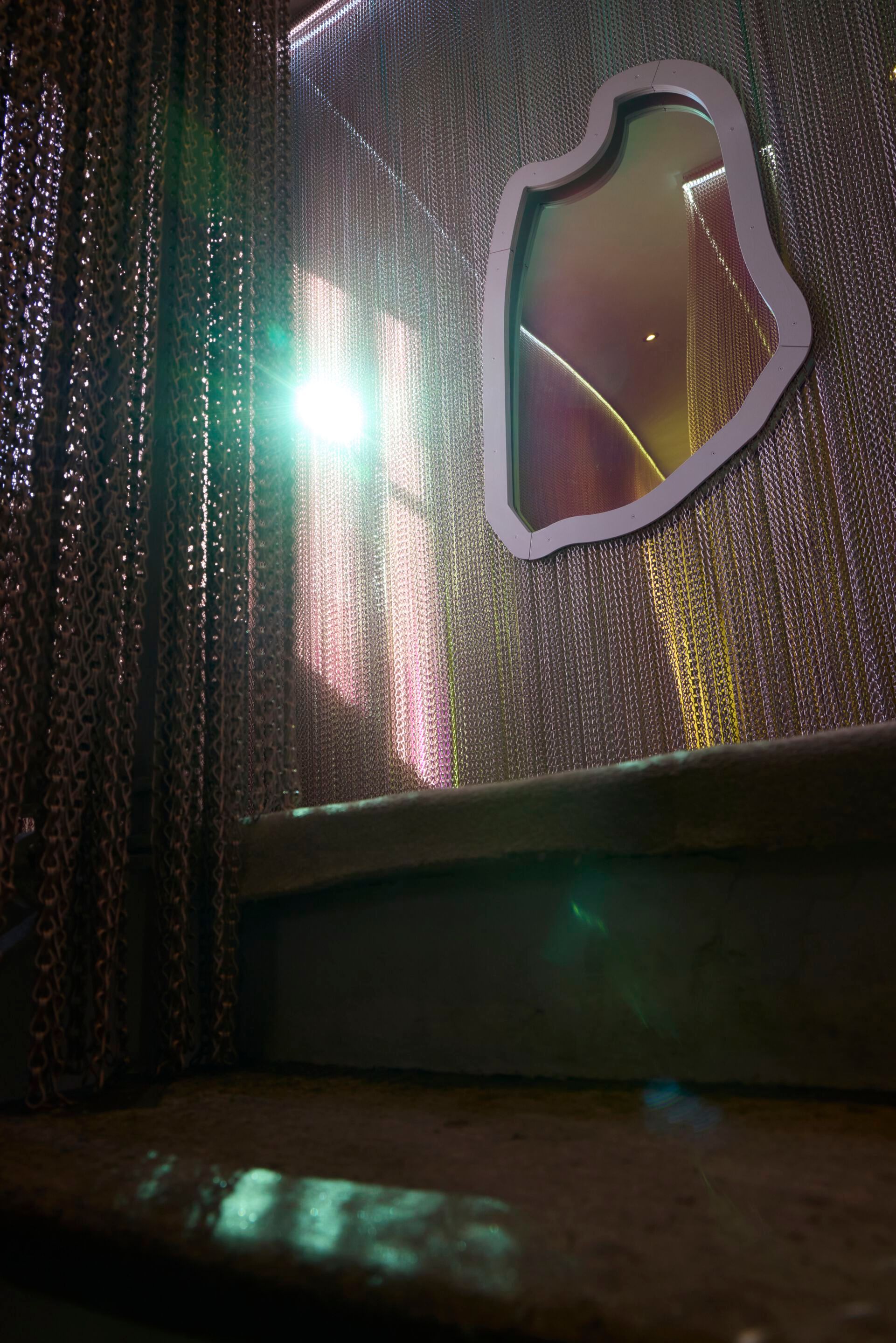 Алюминиевая проволочная палатка Kriskadecor WALLCOVERING - "À.RIA" INSTALLATION AT ARCHIPRODUCTS MILANO ARCH-00053898 - Вид №5