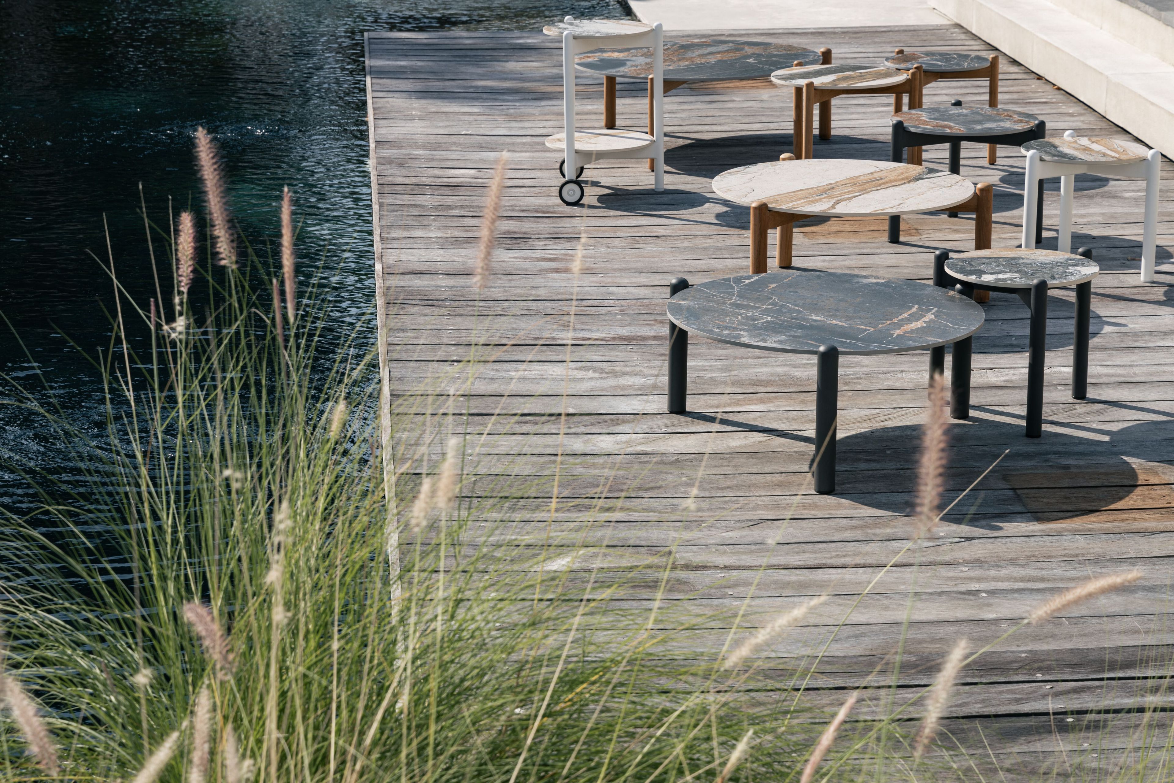 Алюминиевый круглый низкий садовый столик с керамогранитом cbdesign Stylo ARCH-00124193 - Вид №3