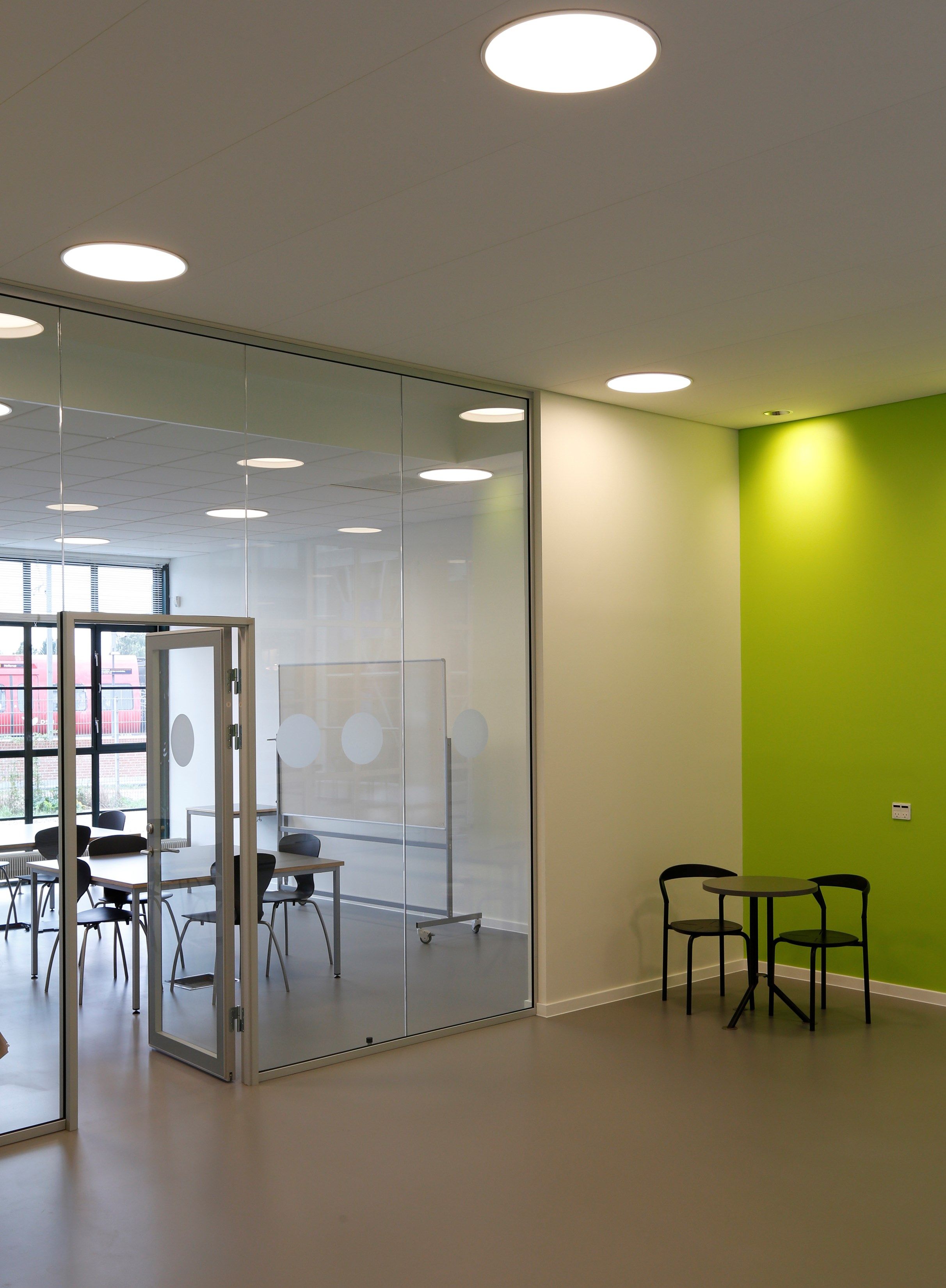 Утопленный светодиодный потолочный светильник Louis Poulsen LP CIRCLE ARCH-00108332 - Вид №10