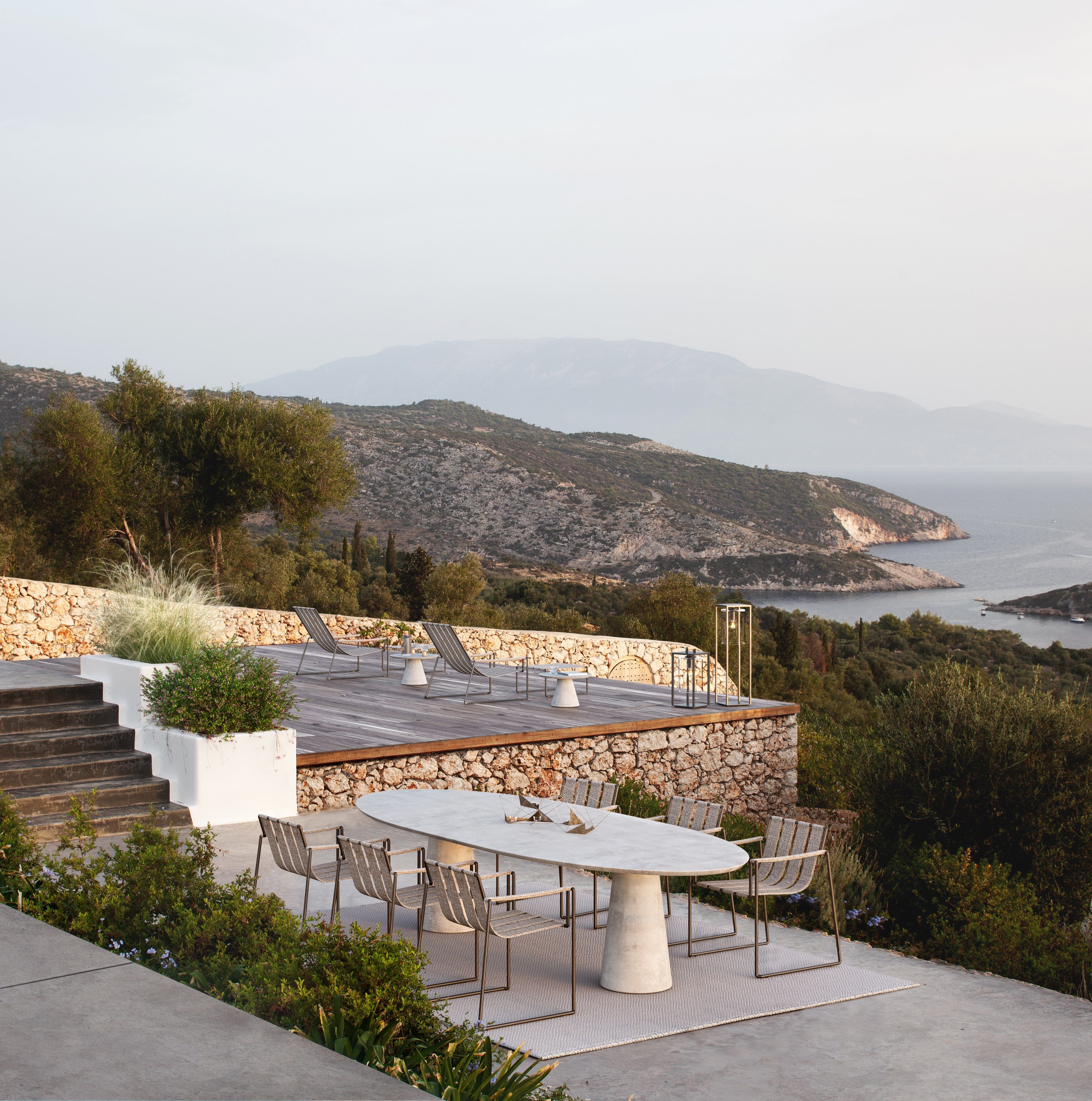 Овальный садовый стол из Ductal® Royal Botania Conix ARCH-00057113 - Вид №2