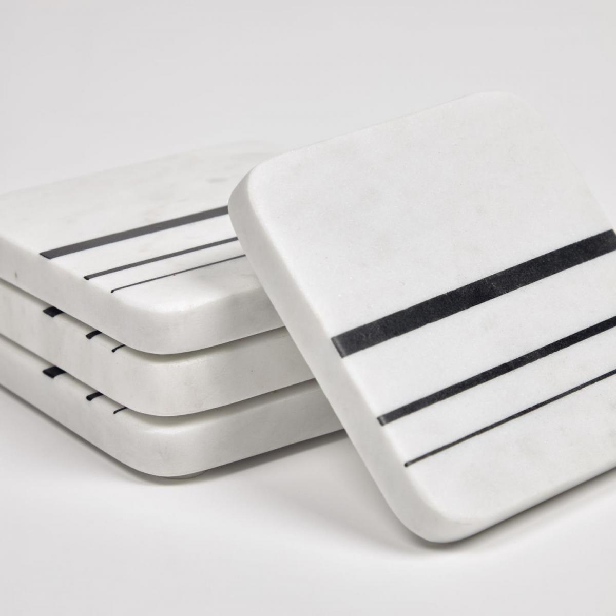 106384 Набор из 4 подставок из белого мрамора с синими полосами La Forma Tahina  - Вид №2