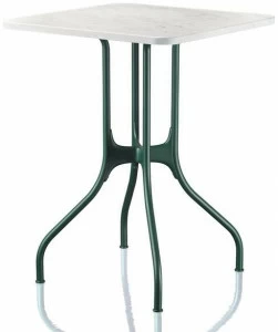 Magis Квадратный стол из каррарского мрамора Milà