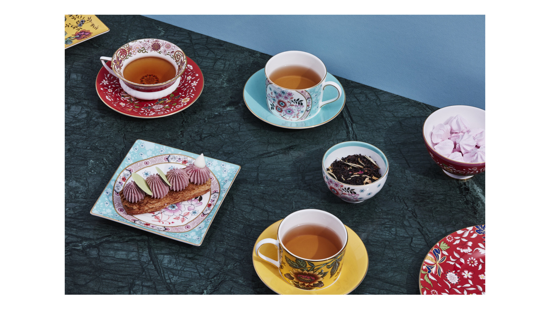 10671653 Wedgwood Чашка чайная с блюдцем Wedgwood Вандерласт Камелия 150мл Фарфор костяной  - Вид №3