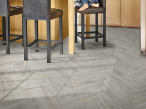 Нескользящий виниловый пол с эффектом дерева