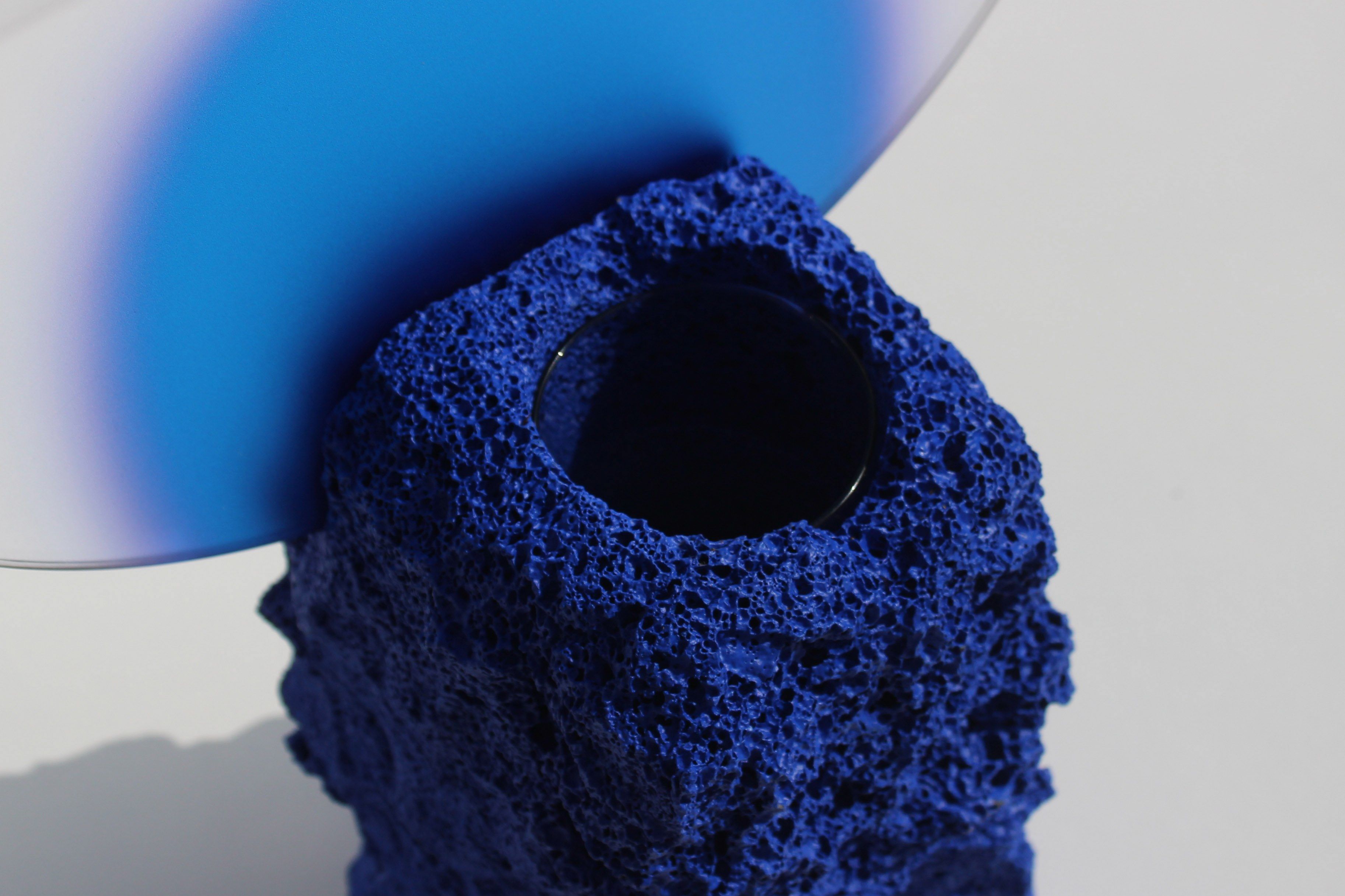 ВАЗа ручной работы из вулканической породы Movimento Gallery Montserrat Piña Benetts ARCH-00040128 - Вид №17