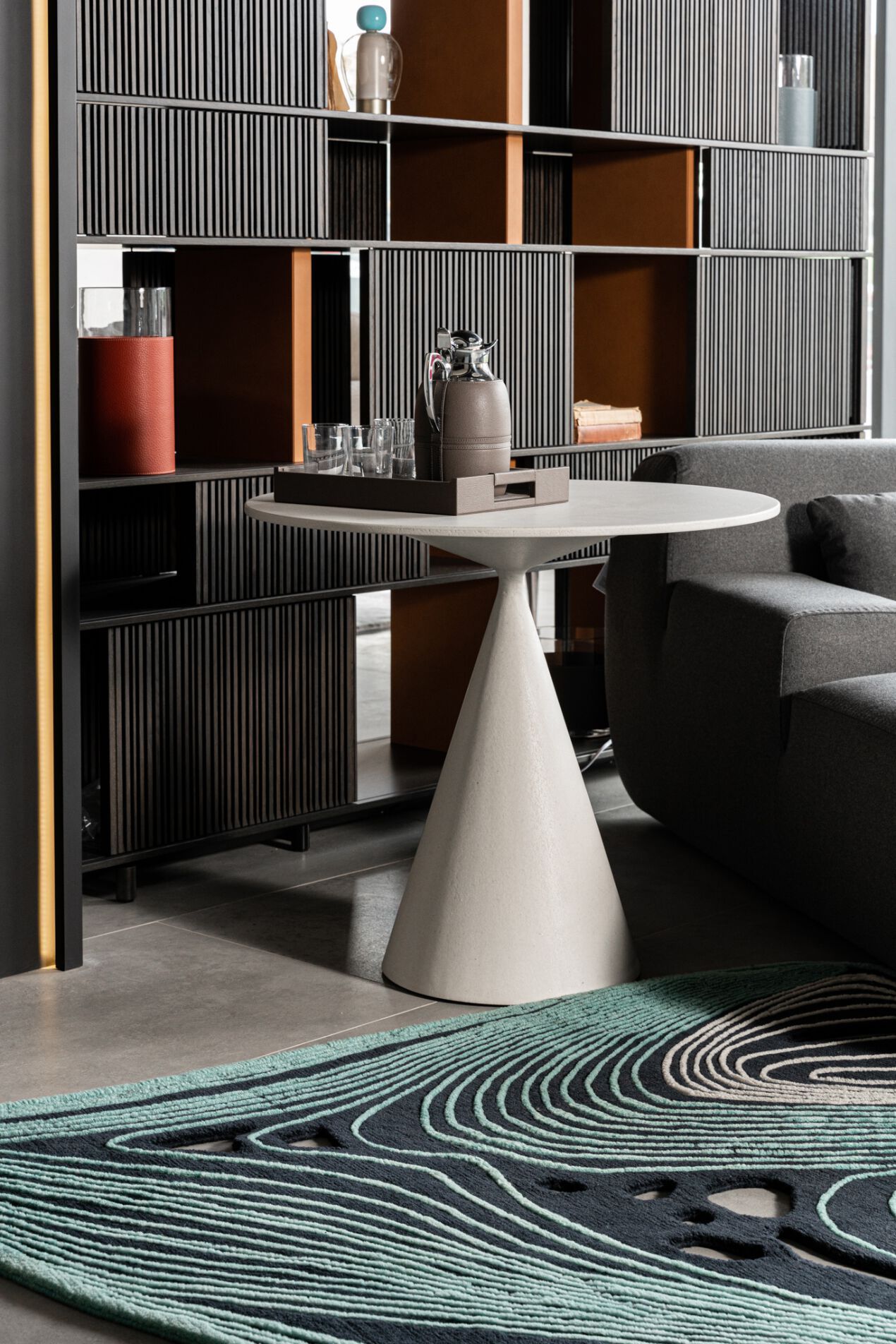 Изогнутый ковер ручной работы Tapis Rouge электрический ARCH-00131289 - Вид №1