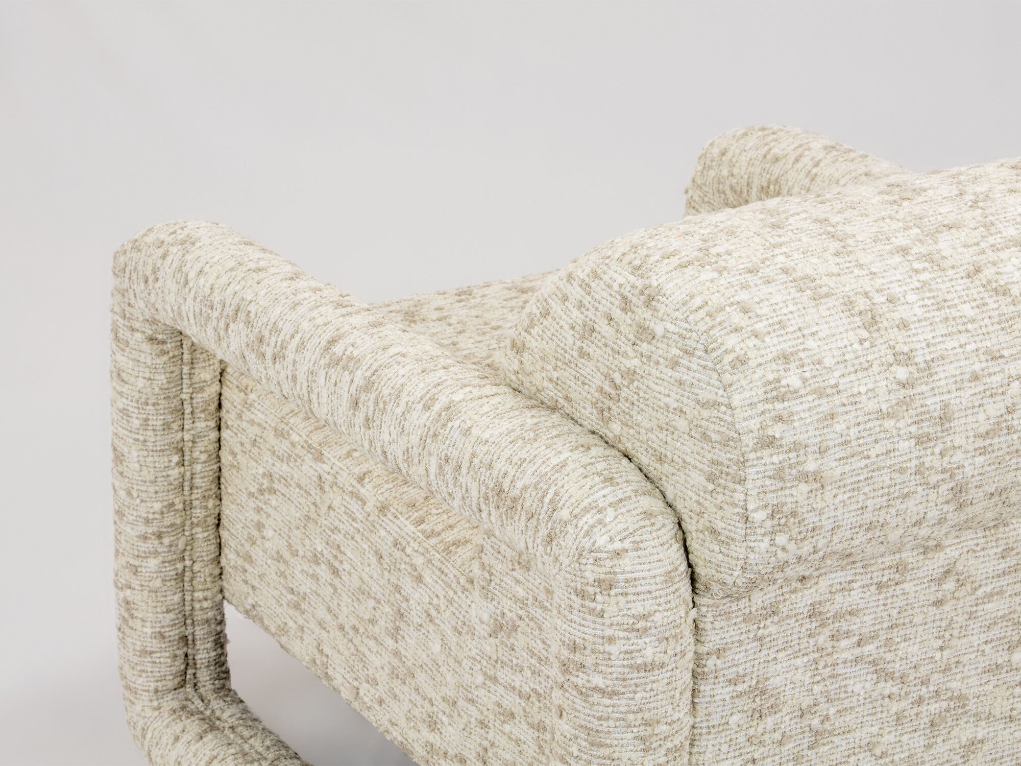 Тканевое кресло с подлокотниками JOSÉ LEITE DE CASTRO RESSANO ARCH-00053444 - Вид №3