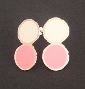 EB201 Серьги-гвоздики, эмаль кремовая и розовя, бронза, застежка серебро 925 ELENA BERTELLOTTI