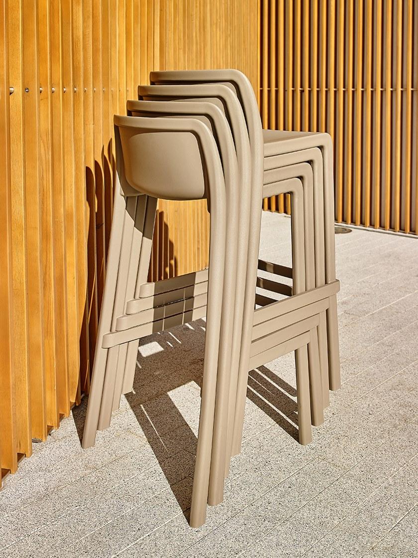 Ezpeleta Табурет из полипропилена с подставкой для ног  Mt-att00/mt-att01  - Вид №4