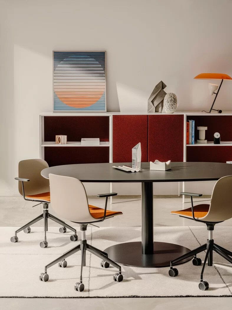 Регулируемое по высоте вращающееся кресло из полипропилена Lapalma SEELA ARCH-00026475