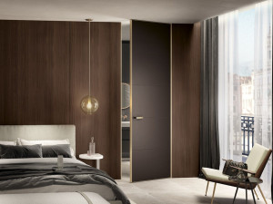 Кожаная распашная дверь