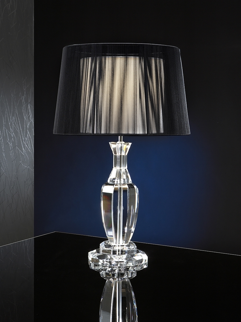 064186 Настольная лампа II с абажуром Schuller Corinto