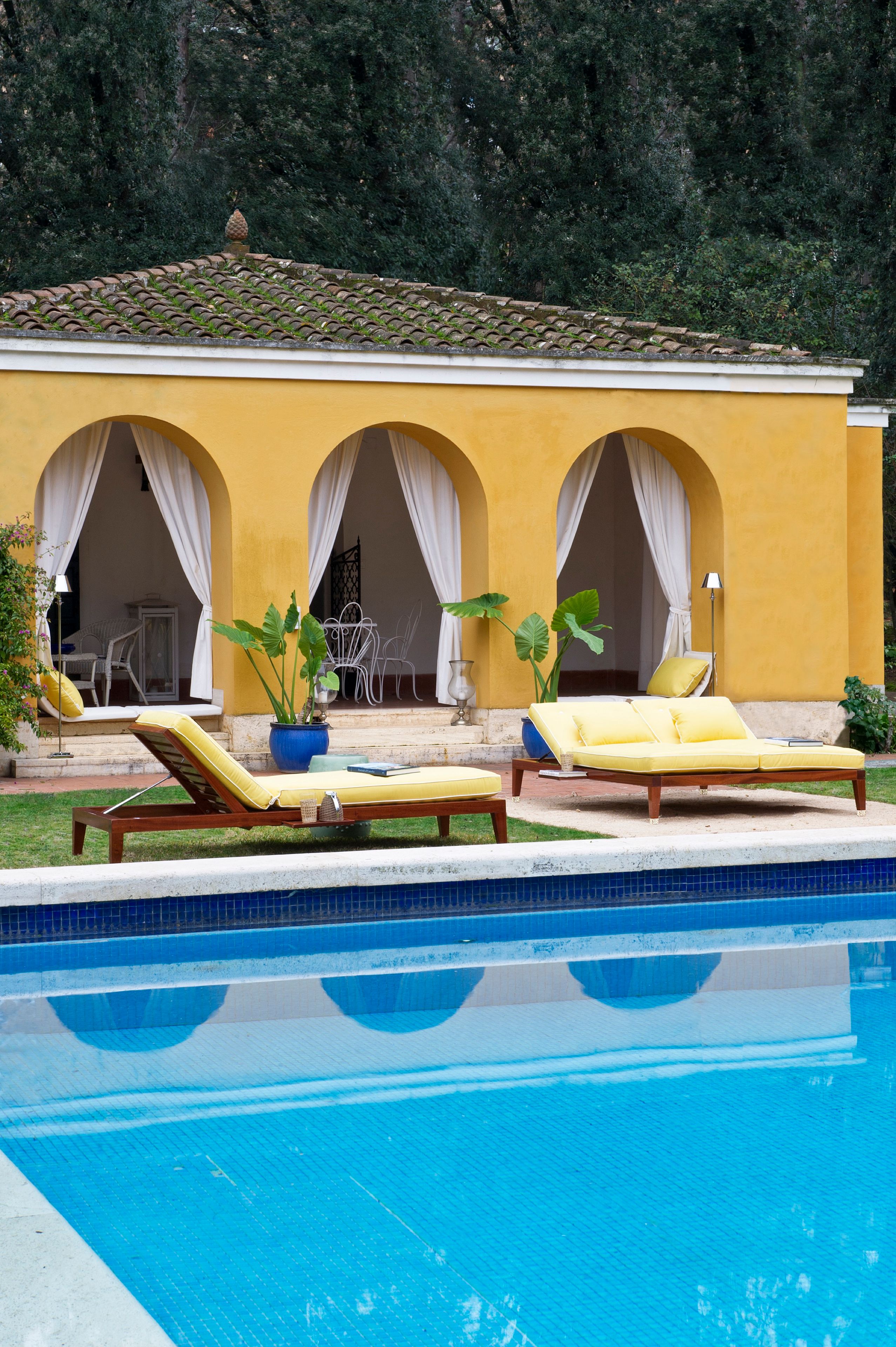 Двуспальная Садовая кровать из красного дерева и ткани Unopiù C'est la vie ARCH-00073376 - Вид №5