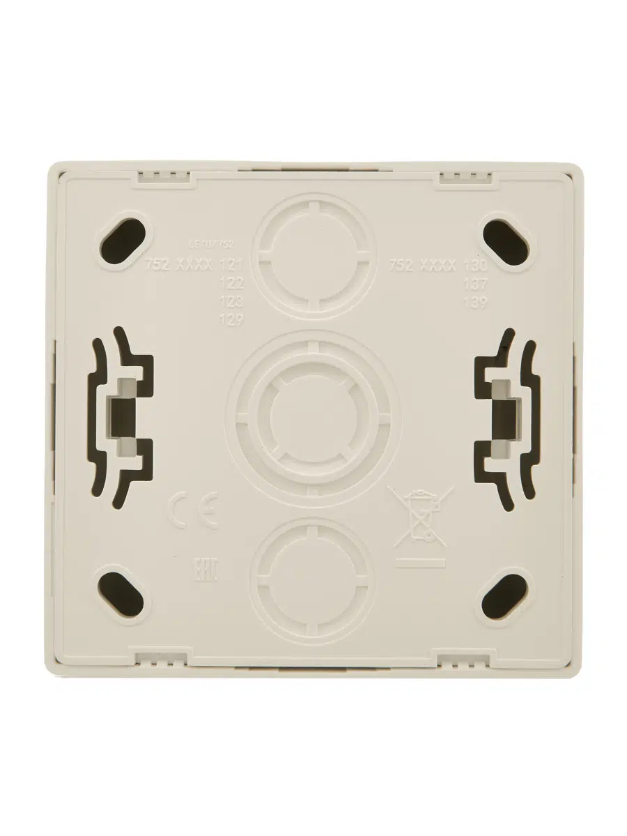 LETO Розетка компьютерная крем LEZARD 752-0300-139 - Вид №2