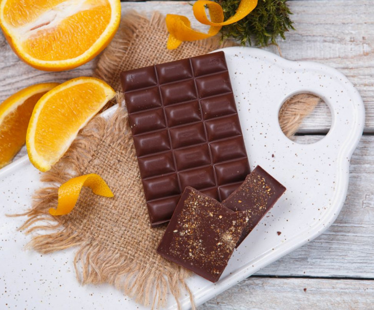 2118 Шоколад ремесленный молочный 51% с апельсином Вкусляндия 