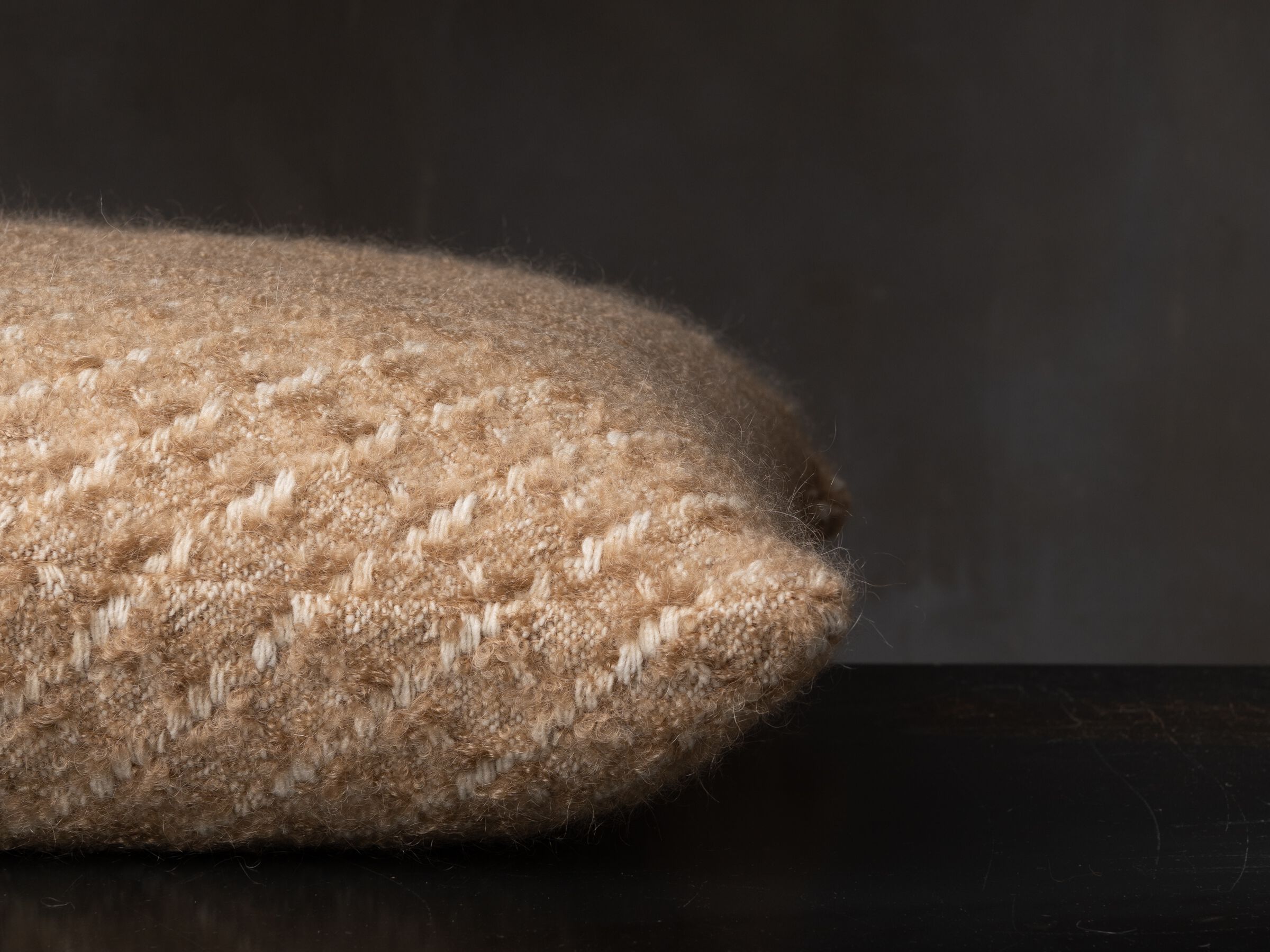 Квадратная подушка из мохера The House of Lyria TEMPERANZA ARCH-00073454 - Вид №2