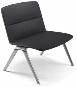 Brunner Кресло с обивкой по контракту A-family