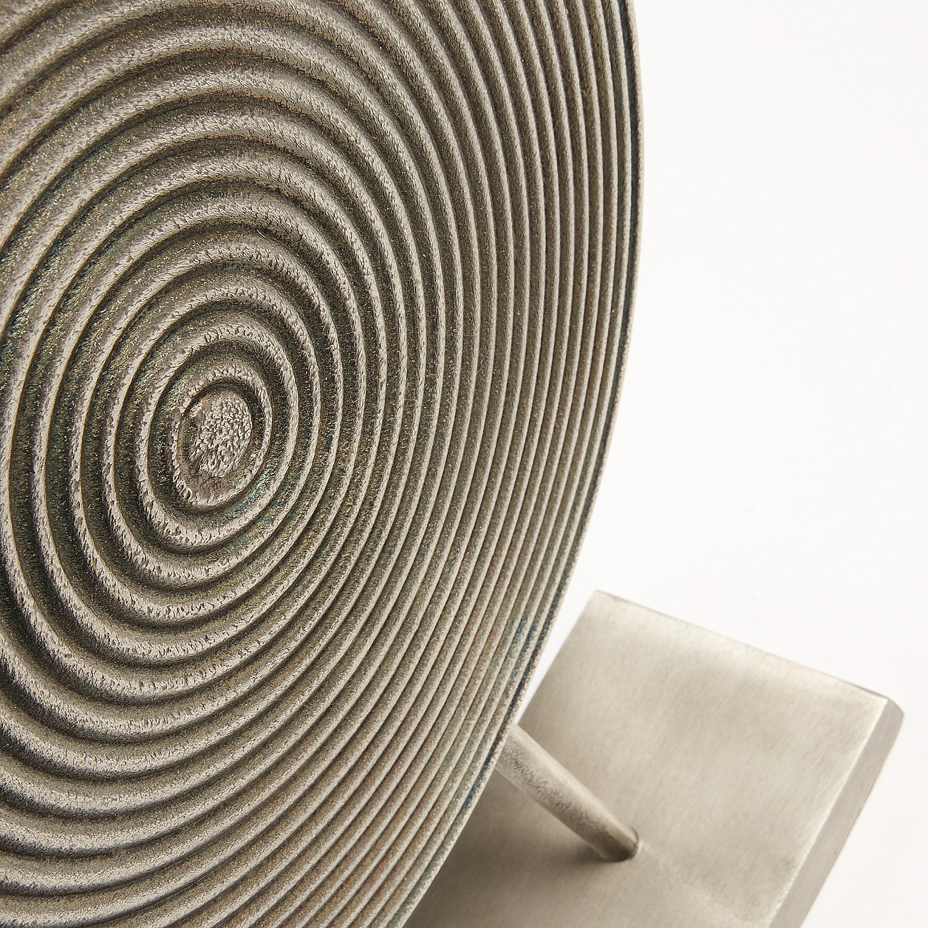 Статуэтка декоративная металлическая 49х36 см серебряная Kensel от La Forma LA FORMA  343387 Серебро  - Вид №1