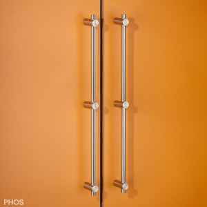 BG12-938 Ручка-дужка, сплошная с промежуточной опорой, рукоятка ø12 мм, длина 90 см. PHOS