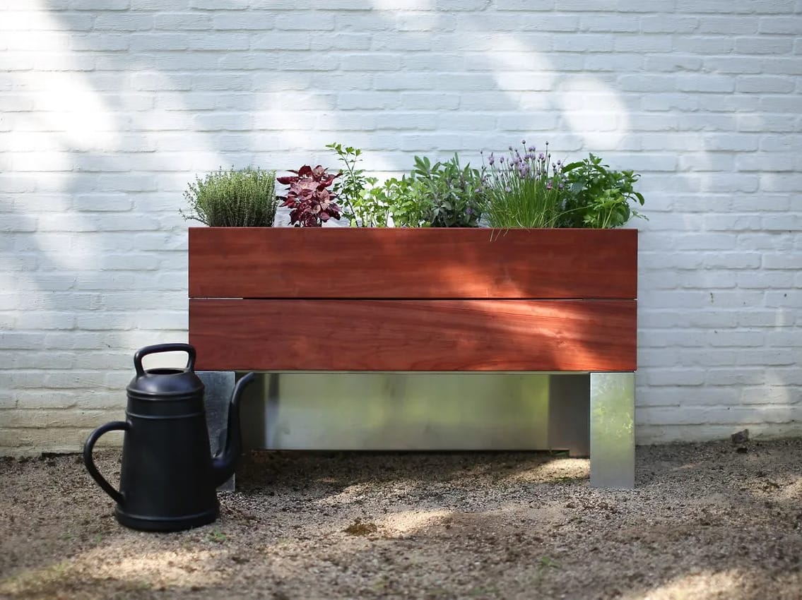 Прямоугольная алюминиевая и деревянная плантатор TRADEWINDS 1/2 CULT ARCH-00110345