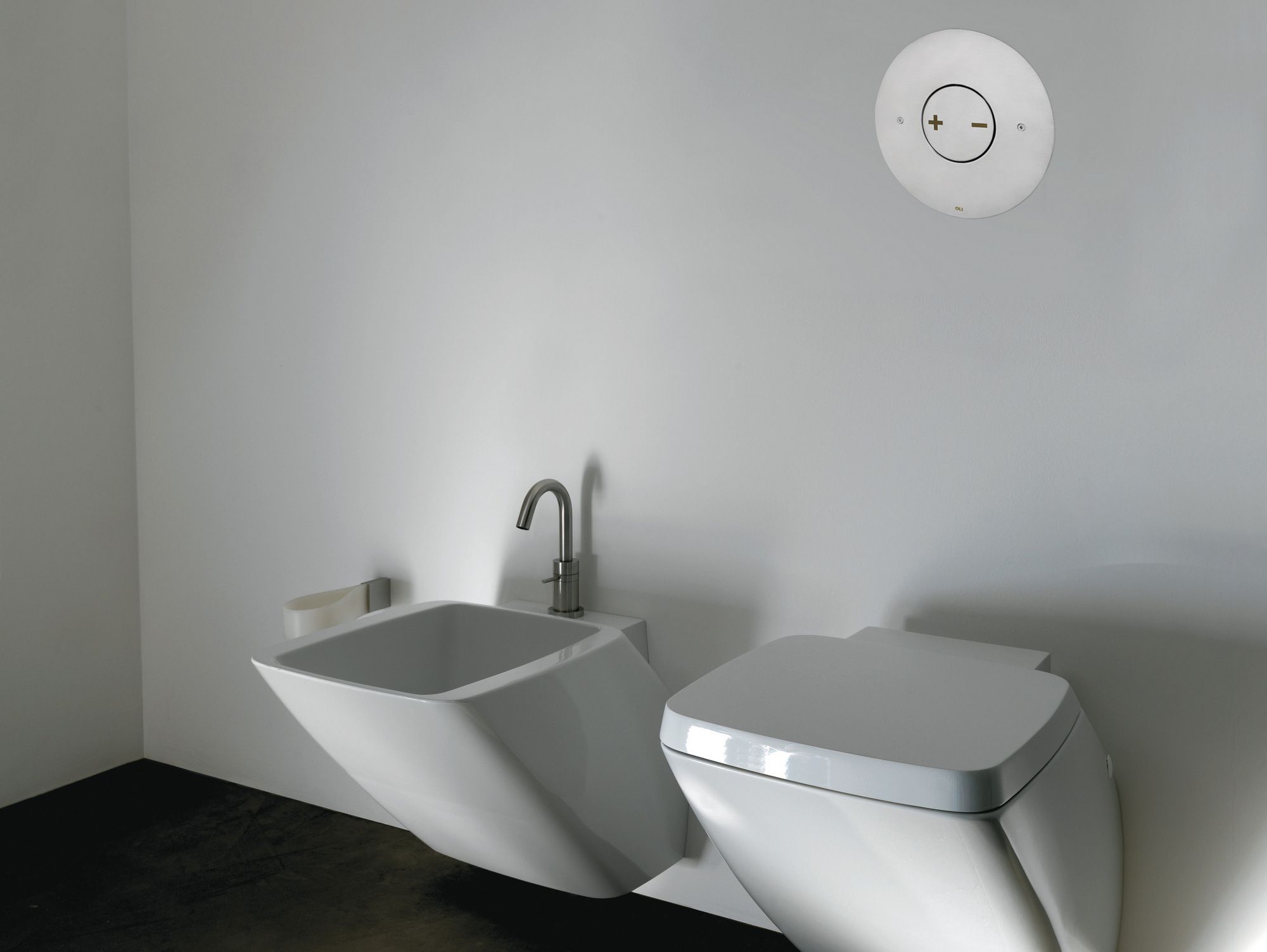 Панель управления унитазом из сатиновой стали OLI INO-X 06 ARCH-00022314 - Вид №1