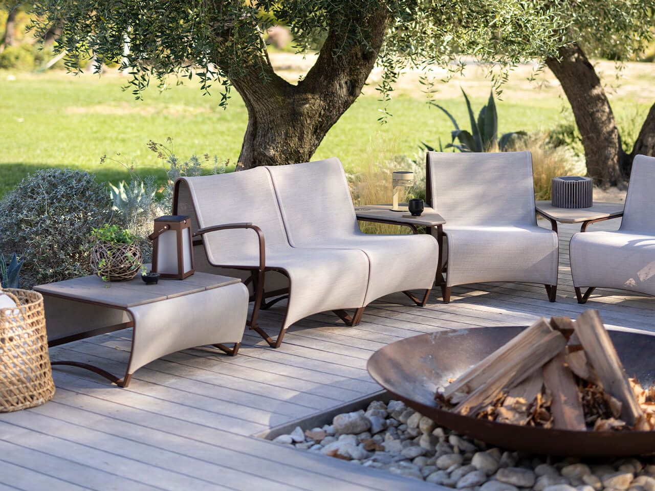 Квадратный низкий садовый столик Les Jardins® Jetstream ARCH-00138728 - Вид №1