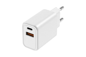 17528070 Сетевое зарядное устройство 2USB - TypeC PD20W +USBA QC18W, total - 20W, Белый 77047 Interstep