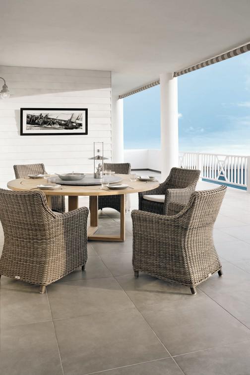 MNST105 Обеденный стол teak ⌀130см Manutti Siena - Вид №1