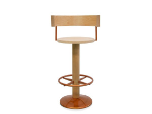 Высокий деревянный стул