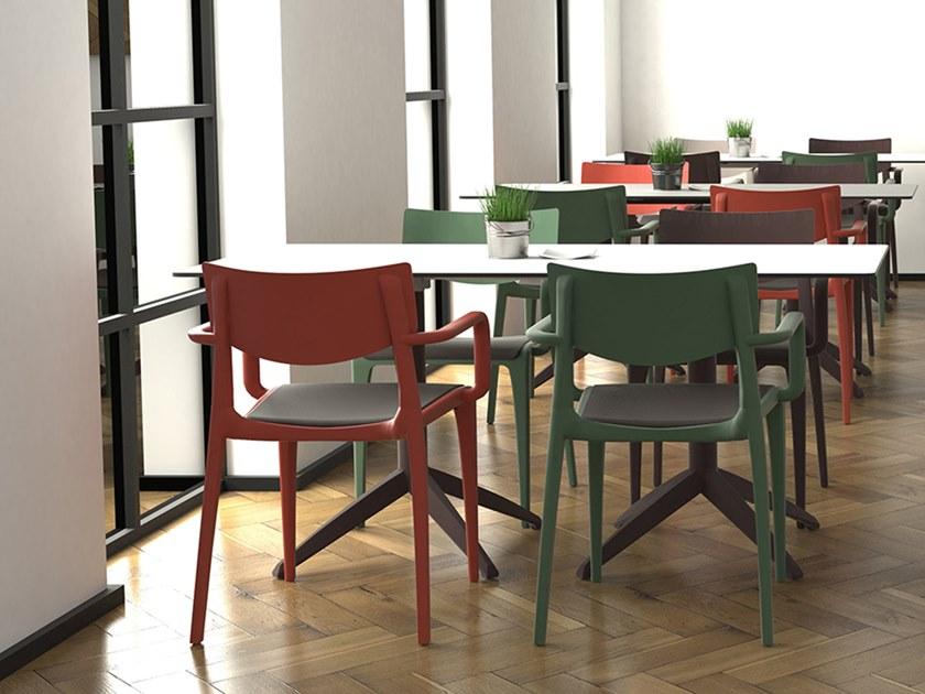 Ezpeleta Стул из полипропилена с подлокотниками и встроенной подушкой  Mn-tow01  - Вид №3