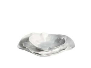 Набор фарфоровых тарелок