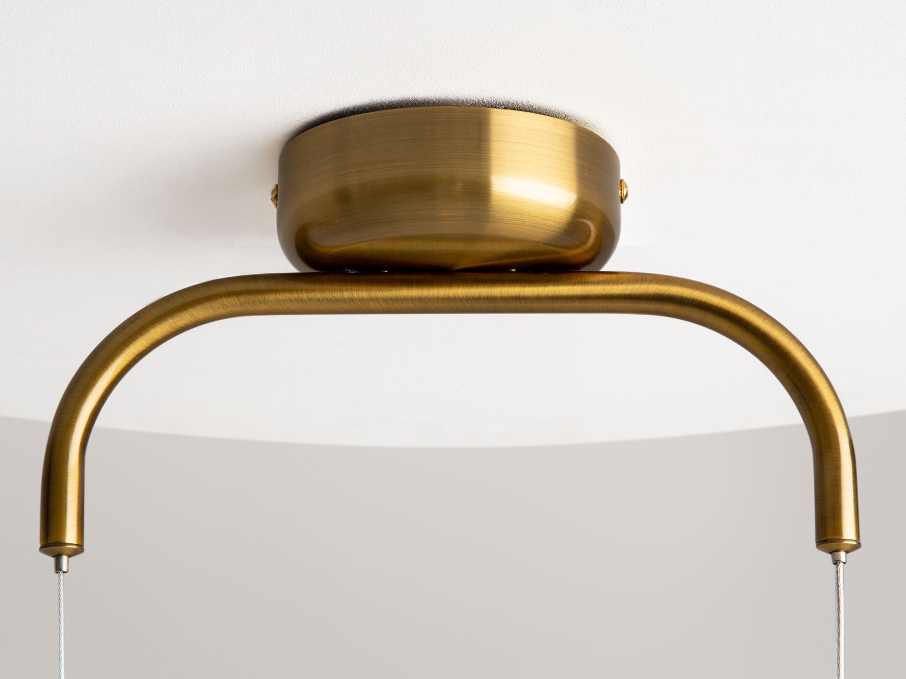 Латунный светодиодный подвесной светильник Maytoni кабаре ARCH-00129863 - Вид №2