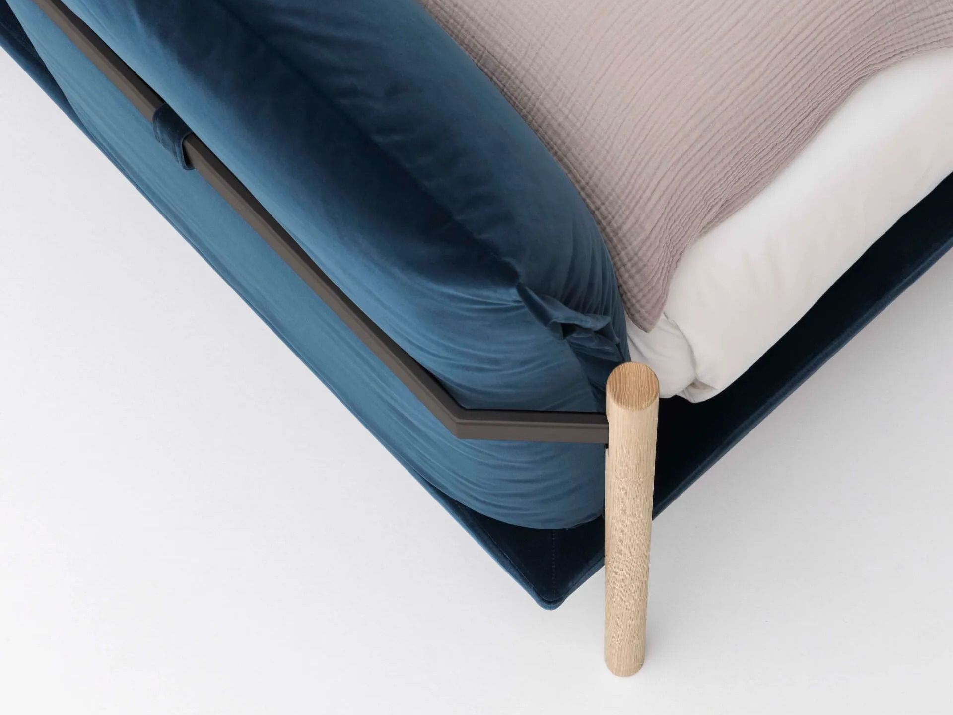 Двуспальная кровать с мягким изголовьем Alf DaFrè ATLAS ARCH-00001956 - Вид №3