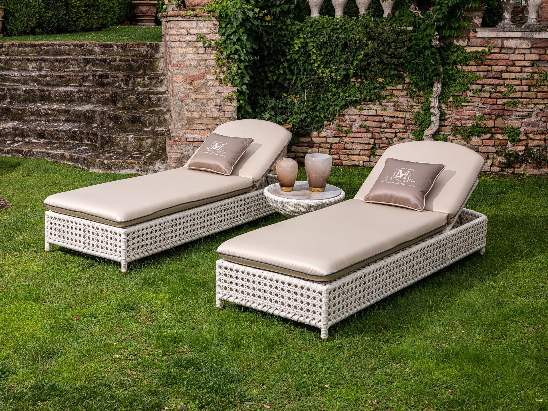 Садовая кровать с откидной спинкой из смолы Samuele Mazza Outdoor Wezen ARCH-00021220 - Вид №1