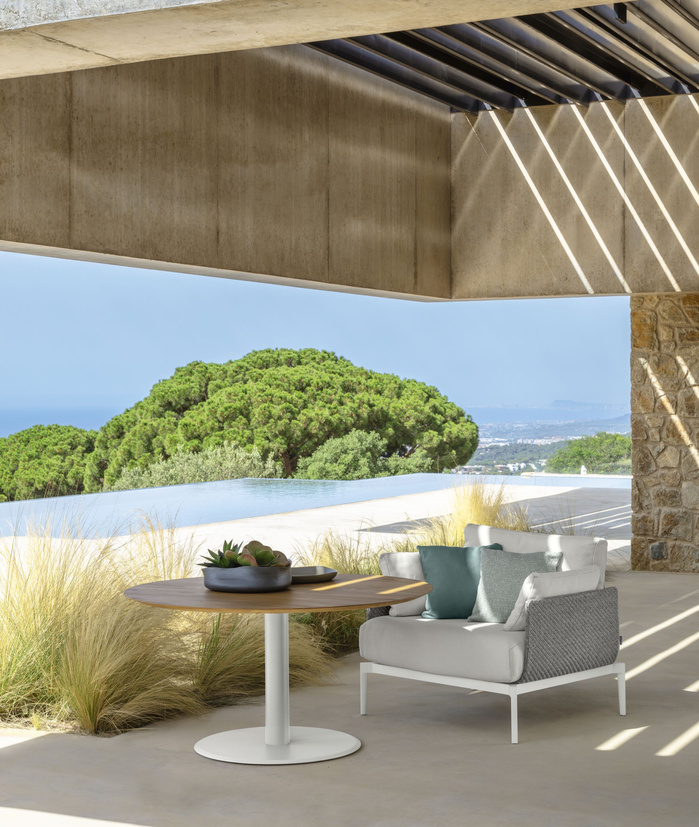 Высокий круглый садовый стол Talenti Leaf ARCH-00072445 - Вид №1