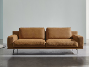 Кожаный диван