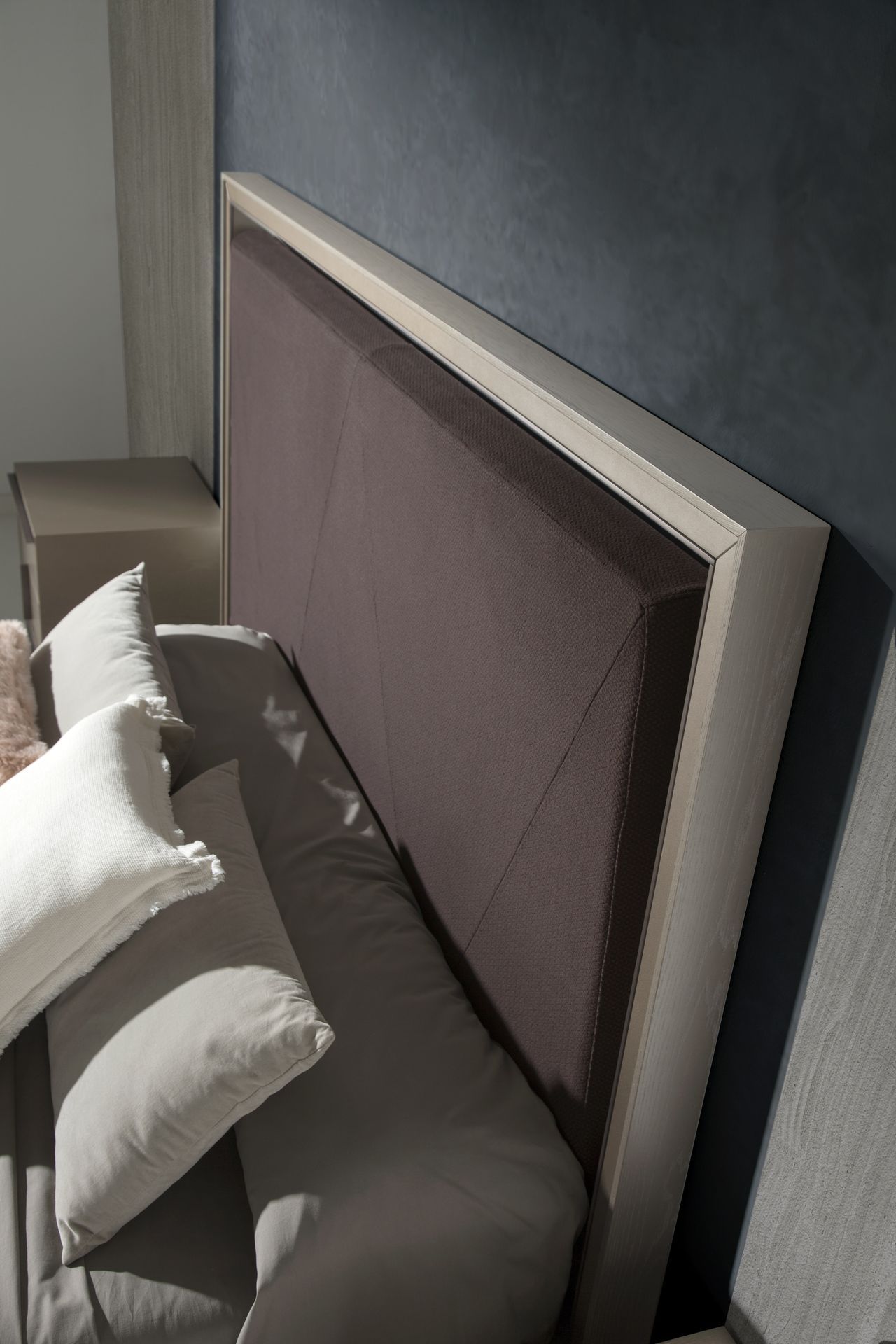 Тканевая кровать с высоким изголовьем Hurtado Evolution ARCH-00134209 - Вид №15