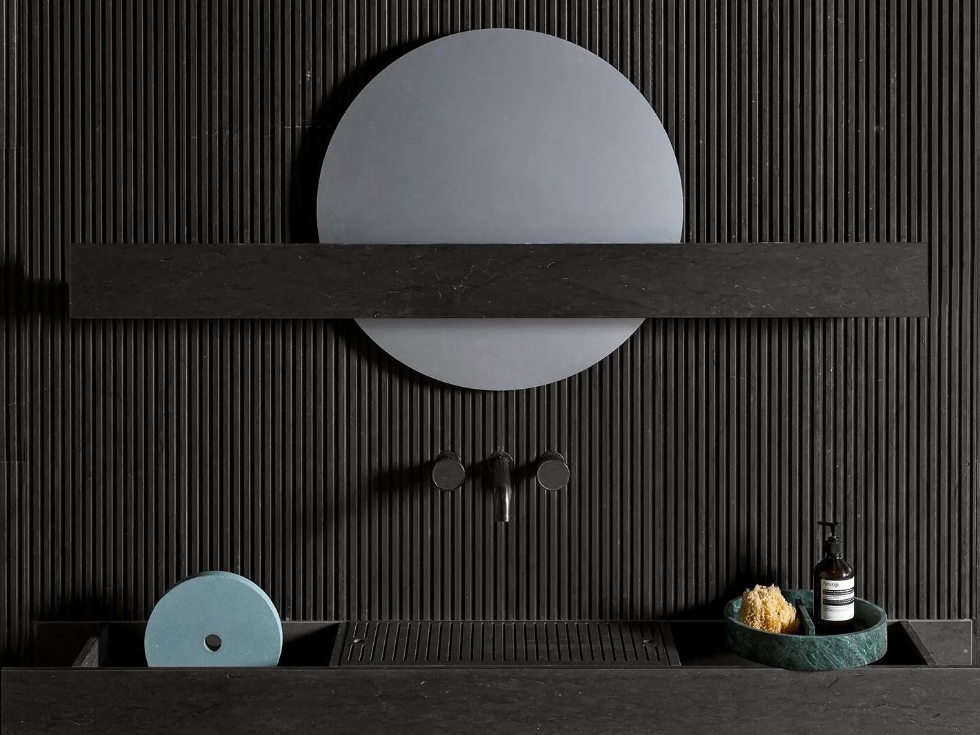 Настенное круглое зеркало с полкой LUCE DI CARRARA Passage ARCH-00102899 - Вид №1