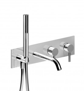 E820B+R021A  Встраиваемый смеситель для ваннывылет 15 см ручка переключатель на 2 потока с поворотной кнопкой ручная лейка SUN шланговое подсоединение с держателем для ручной лейки гибкий шланг 150 см ПВХ впуски 1/2'' Fantini Rubinetti CAFÈ