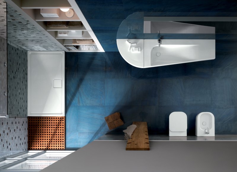 YXC901 Fusion 48 биде спиной к стене Hatria 