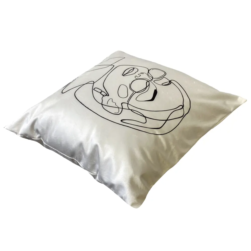 Подушка Seasons Портрет фас 45x45 см бархат цвет белый 83021760 STLM-2183126  - Вид №1
