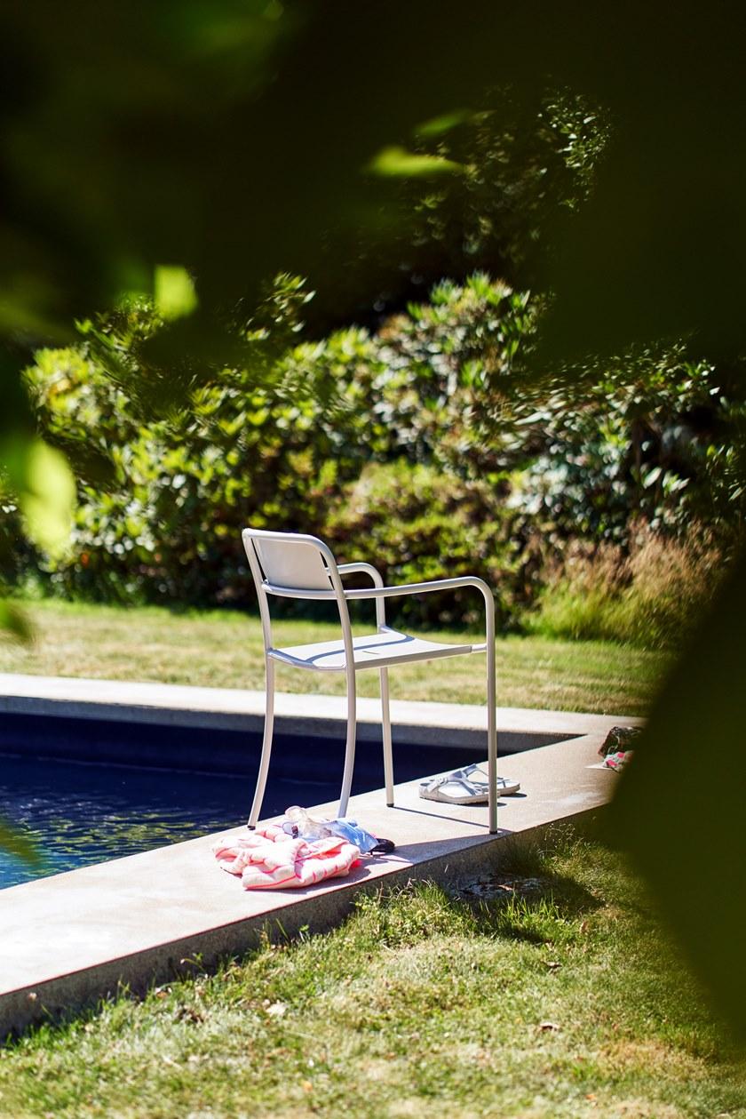 Tolix Садовый стул из нержавеющей стали с подлокотниками Patio 07392 - Вид №3