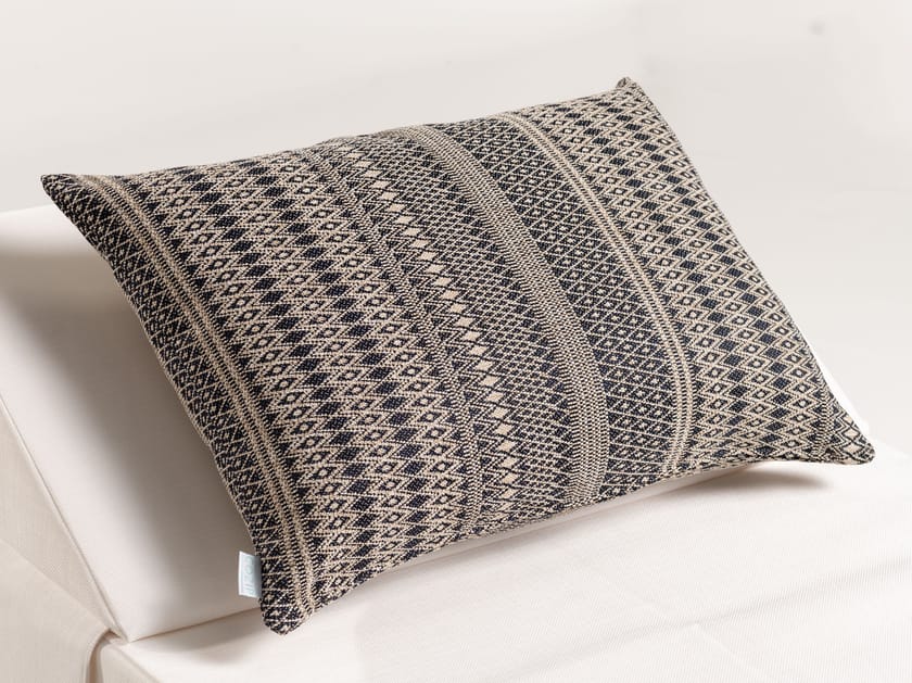 Наружная тканевая подушка с рисунком COZIP KISS ARCH-00053845