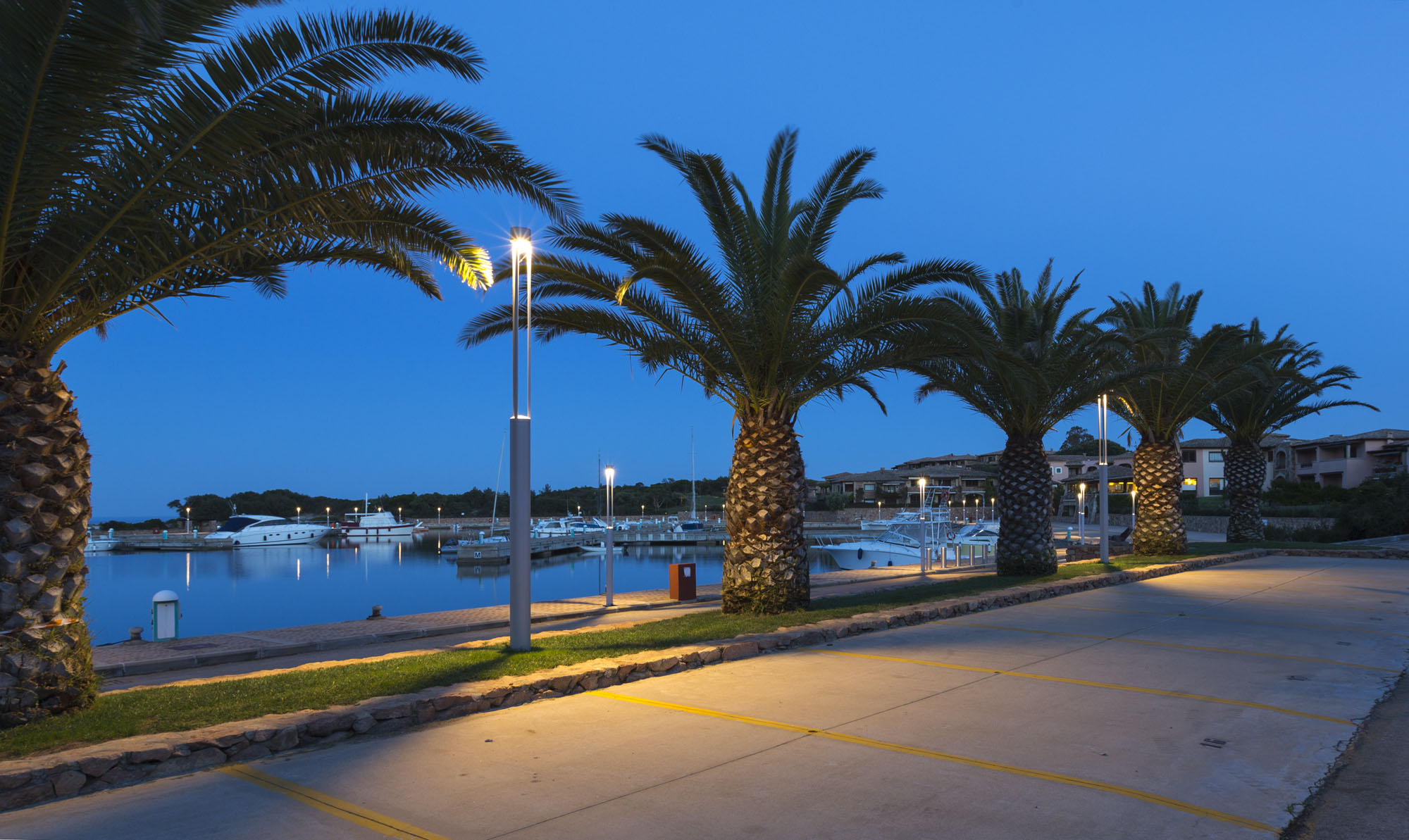 3333614 Уличное освещение  Platek TRIS  TRIS H. 2600 mm - 1 COB LED 3000K - Вид №2