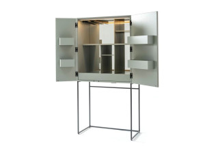 Барный шкаф со встроенным освещением