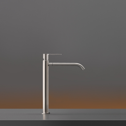 бортик смесителя для столешницы бассейн H. 315 мм с поворотным носиком для потока фонтанировать, отверстие в холодной воде  INV05 CEADESIGN  - Вид №1