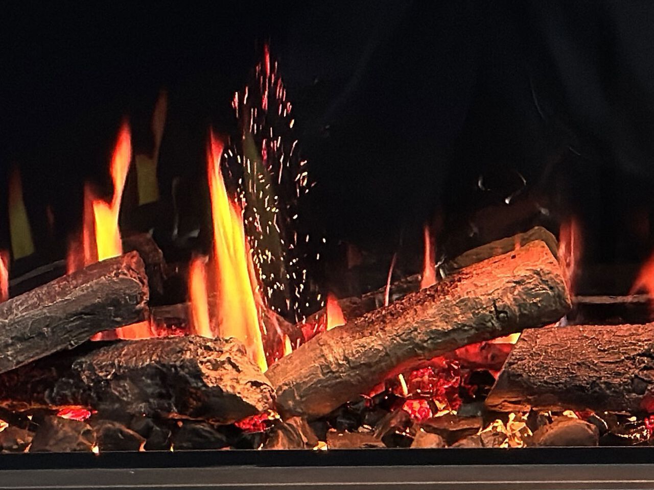 Электрический камин Ultra HD с ЖК-дисплеем BRITISH FIRES E-Luxe ARCH-00030391 - Вид №1